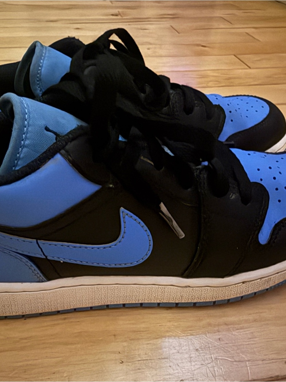 Nike Kids Black and Light Blue Mid-Top Sneakers
